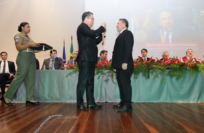 Procurador-geral de Justiça é homenageado durante comemoração dos 131 anos do MP de pernambuco