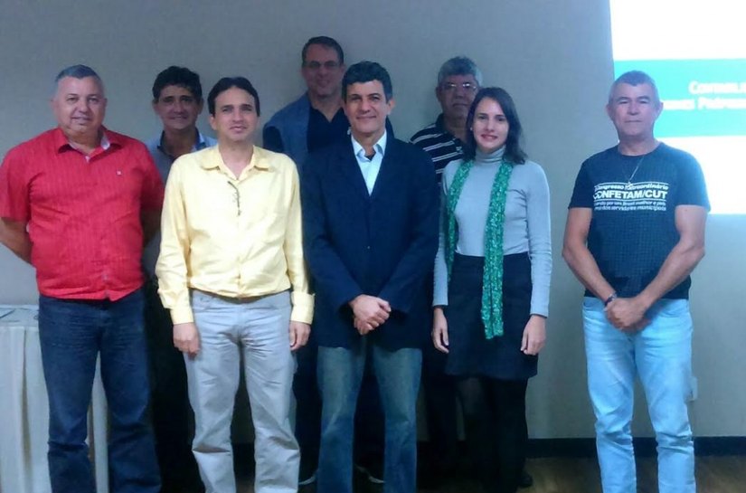 Contadora e conselheiros do Iprev participam de qualificação