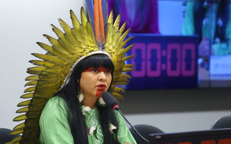 Projeto fixa regras para atendimento de mulheres indígenas vítimas de violência