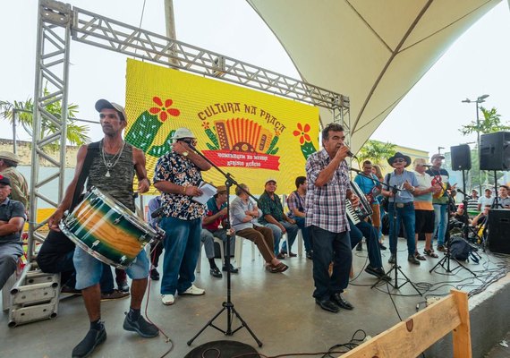 Prefeitura de Arapiraca promove manhã de sensibilização sobre Agosto Lilás em evento cultural