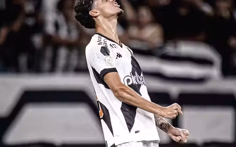 Com a seleção no Pré-Olímpico, Marlon Gomes se despede do Vasco: 'Meu sonho ganhou vida'