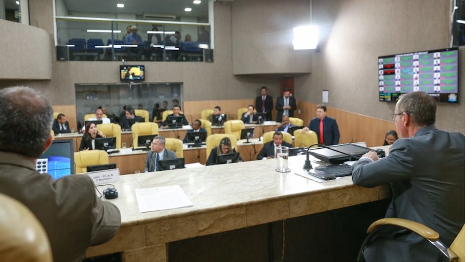 Votação do empréstimo / Foto: Gilton Rosas/CMA
