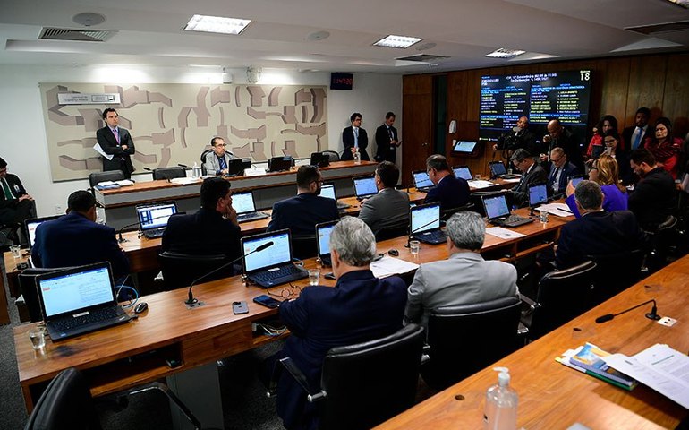 CCJ pode votar coleta de DNA dos condenados por crime doloso