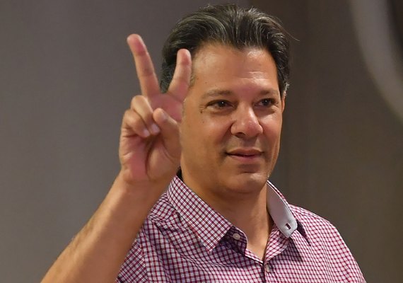 PT enaltece Haddad como &#8216;nova liderança&#8217; em documento