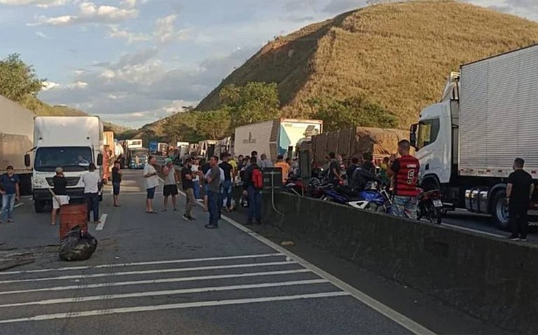 Grupo de Combate ao Crime Organizado vai investigar bloqueios nas estradas em SP