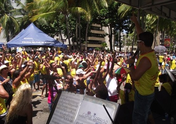 Bloco Vulcão da PM mantém tradição e abre prévias carnavalescas de Maceió