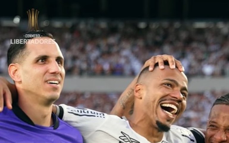 Campeões da Libertadores são recebidos por milhares de torcedores no Rio: 'É tempo de Botafogo'