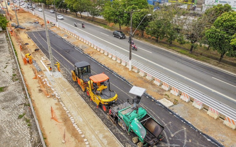 Obras de mobilidade urbana avançam na Avenida Durval de Góes Monteiro