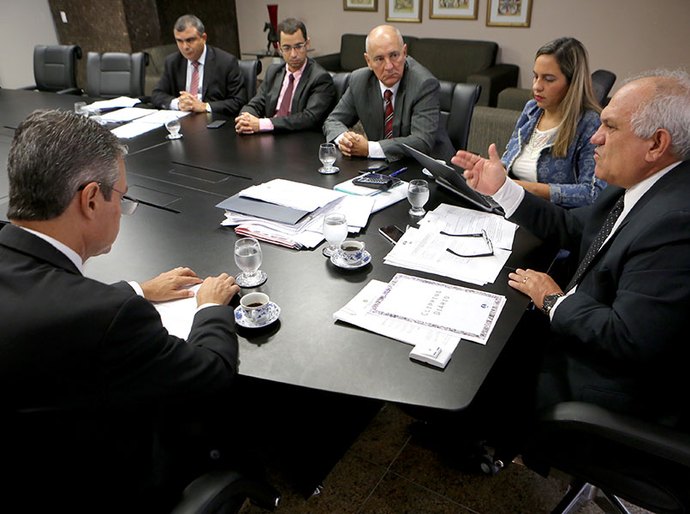 Otávio Praxedes reúne Comissão de Segurança do Poder Judiciário
