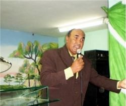 Cantor Sotero lança o seu primeiro CD
