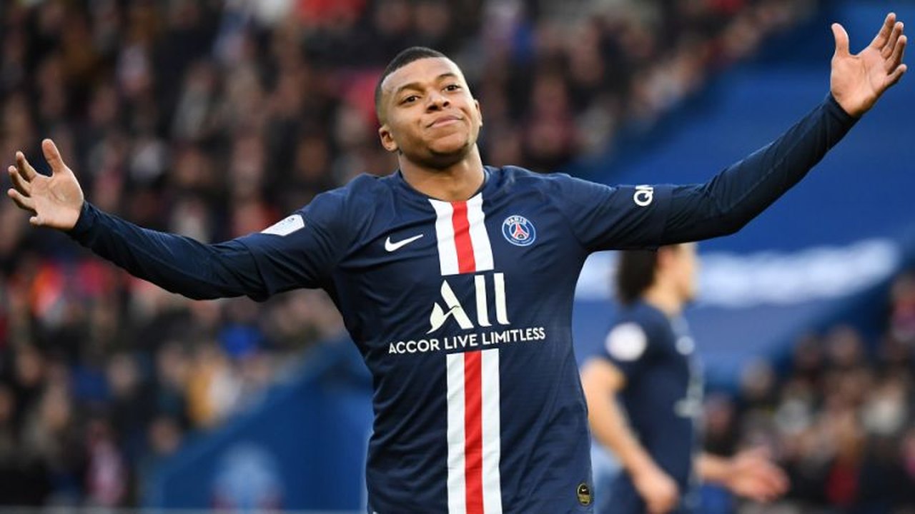 Mbappé testa positivo para o novo coronavírus e desfalca seleção francesa