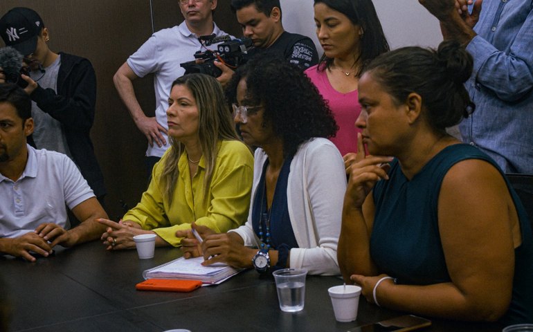Ana Hora participa de reunião com mulheres motoristas de aplicativos