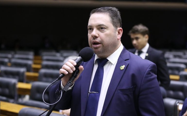 Comissão aprova projeto que revoga dispositivos ultrapassados de lei do açúcar e álcool