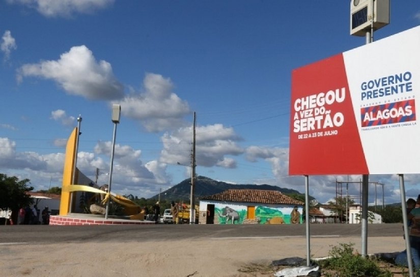 Governo Presente já beneficiou 110 mil pessoas de Norte a Sul do Estado