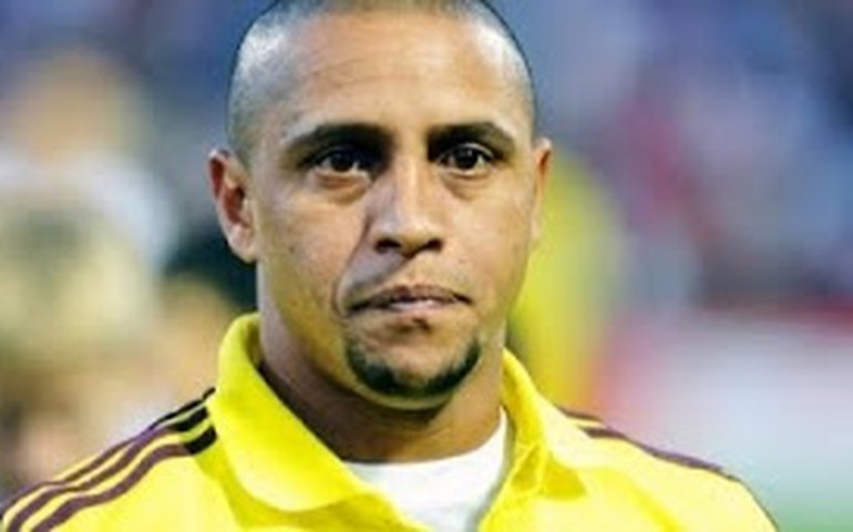 Ex-lateral da seleção, Roberto Carlos tem prisão decretada