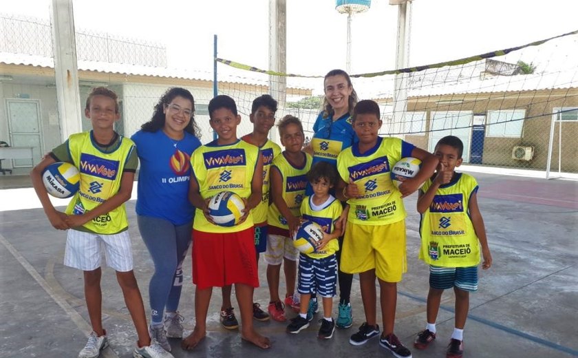 Viva Vôlei Maceió recebe curso para atender crianças com deficiência