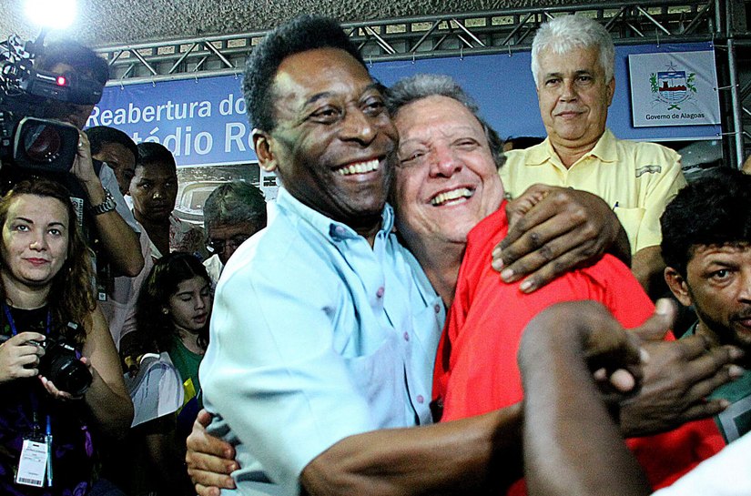 1995 e 2010: ativismo, solidariedade e hall da fama