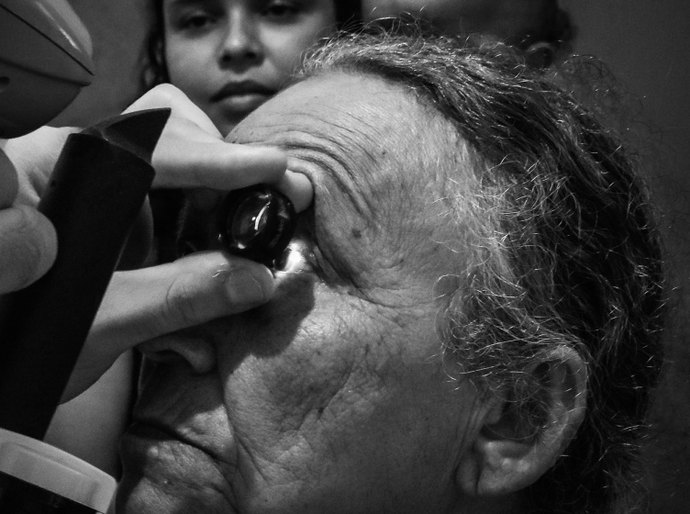 Olhar da Gente promove triagens de cirurgias de catarata em Mar Vermelho