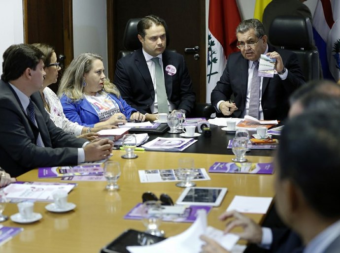 Renan Filho determina aumento da rede de apoio à mulher