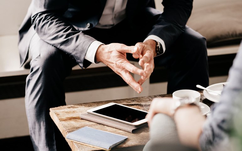 Insolvência de empresas deve aumentar 21% no mundo e 29% no Brasil em 2023, diz relatório