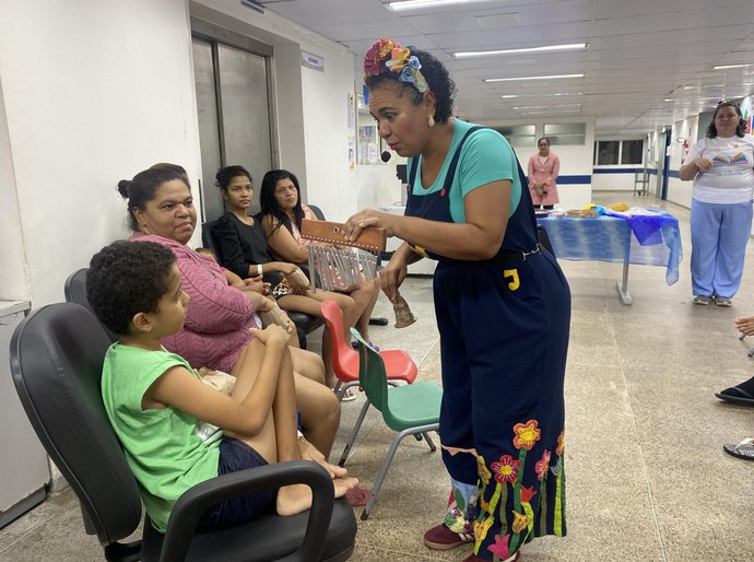 No HGE, crianças e familiares são agraciados por projeto que valoriza a cultura alagoana