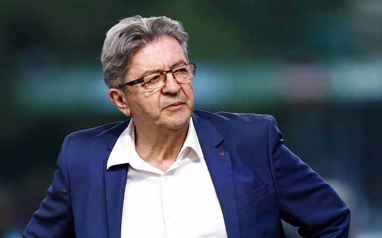 Aliança de esquerda anuncia candidato para presidir a câmara baixa do Parlamento francês, mas não define premier