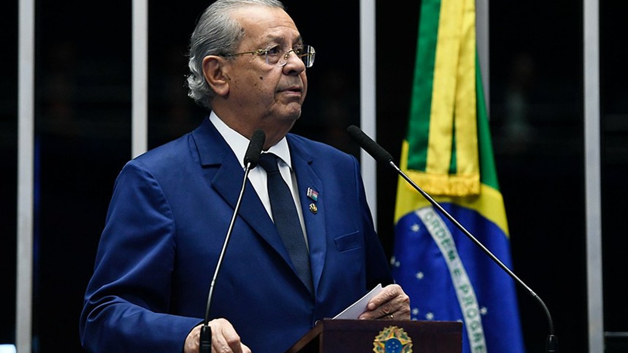 Jayme Campos destaca endividamento do consumidor