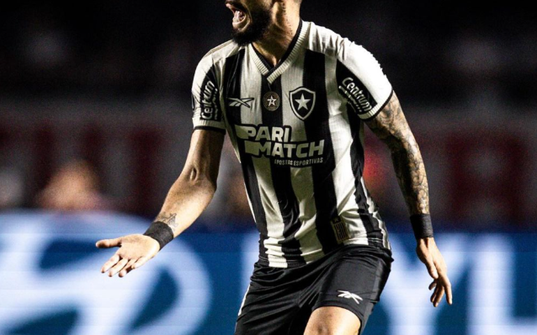 Alex Telles, do Botafogo, é convocado para a seleção brasileira
