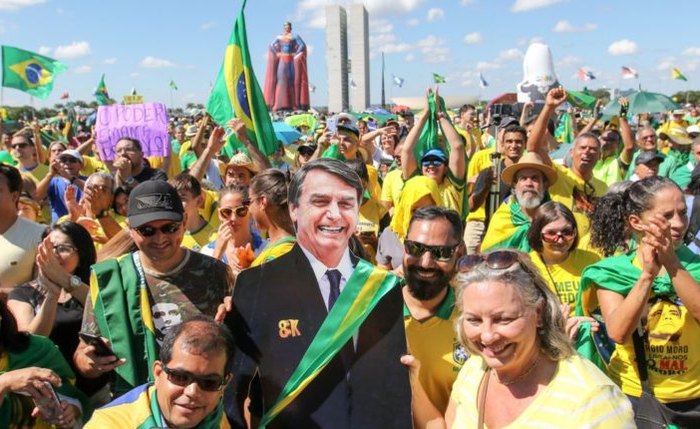 Manifestação a favor do governo Bolsonaro na Esplanada dos Ministérios