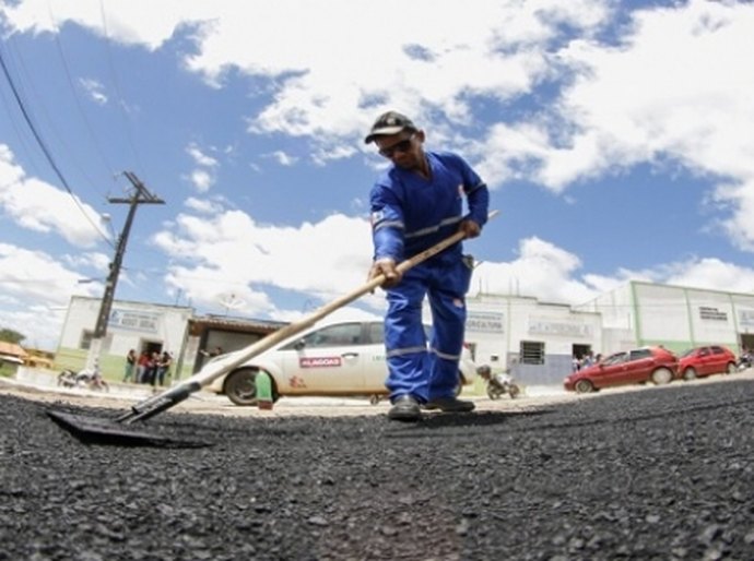 Alagoas fecha ano com construção e reforma de rodovias