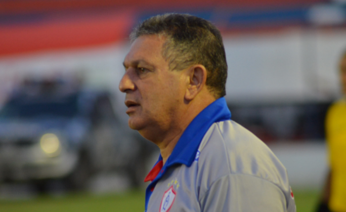 O técnico Ubirajara Veiga faleceu em um hospital em Maceió