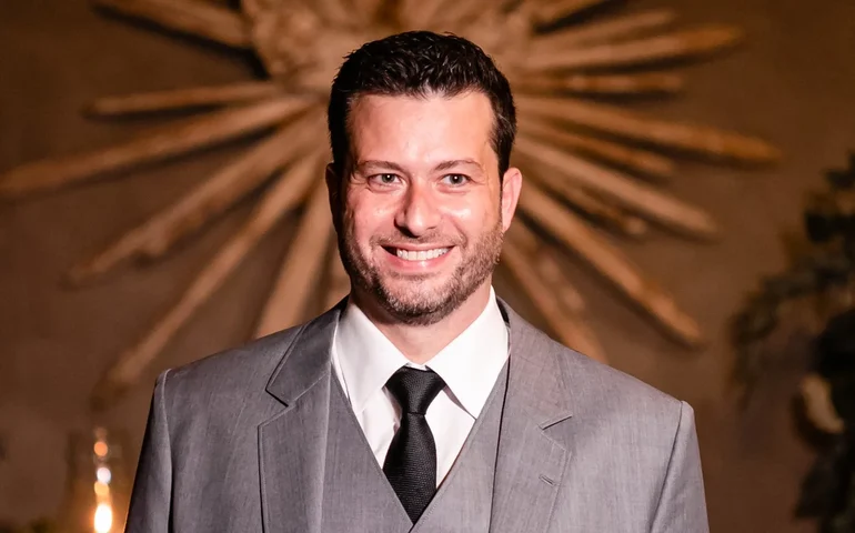 Protagonismo paterno: a sociedade ajuda a formar pais conscientes?