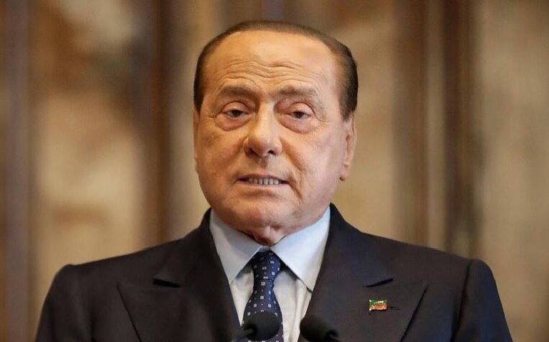 Silvio Berlusconi, ex-primeiro-ministro da Itália, é diagnosticado com leucemia