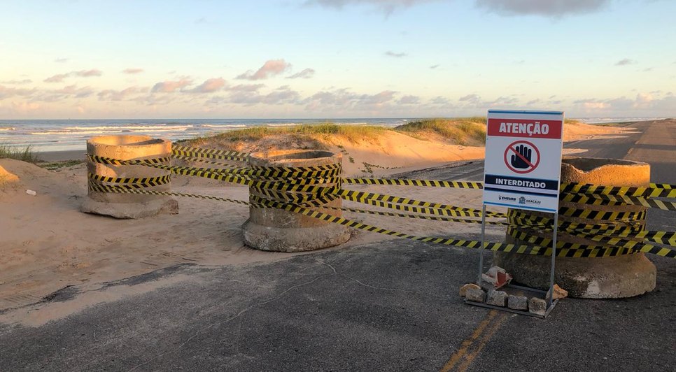BLOQUEIO FAIXA DE AREIA / Foto: Ascom/Emsurb