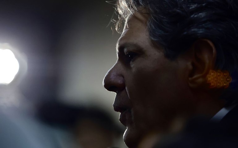 Conflito Oriente Médio não impactará redução dos juros no Brasil