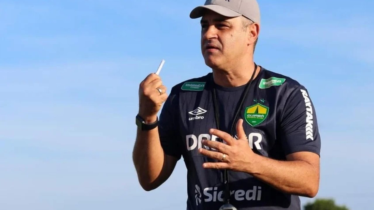 São Paulo renova com Rafinha até o fim de 2023: ‘Conquistaremos títulos’