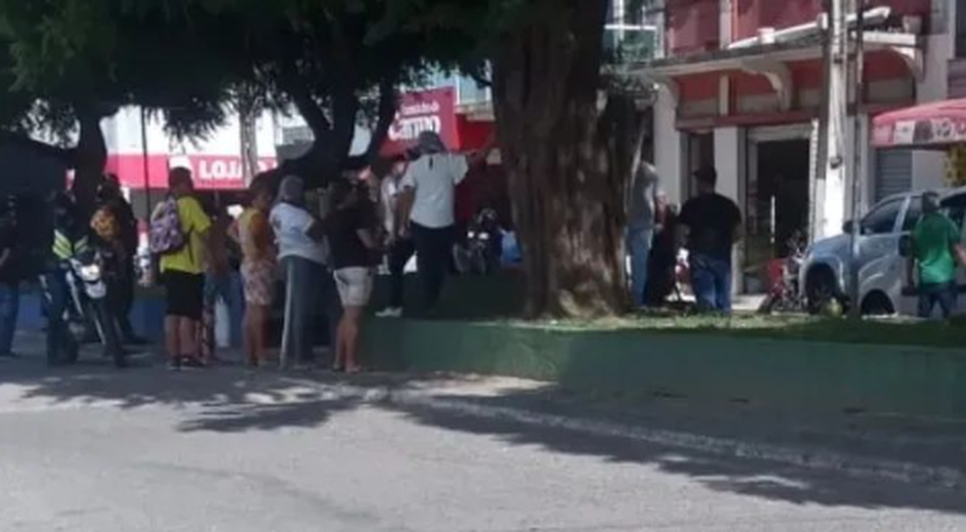 Mulher é presa após esfaquear homem nas costas em Propriá