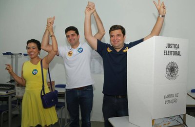 Líder em todas as pesquisas Rui vota e se diz pronto para o primeiro ou segundo turno