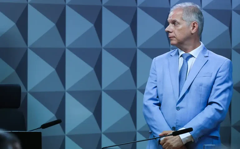 PF diz que ex-presidente do INSS recebia R$ 250 mil mensais de propina