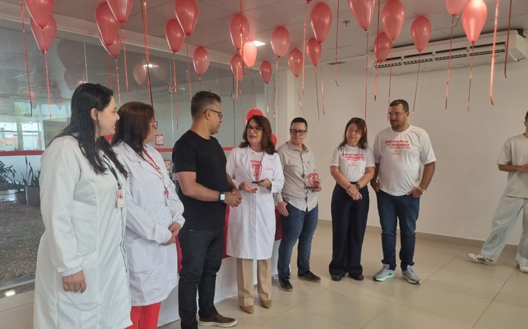 Doadores de sangue fidelizados recebem Troféu Amigo do Hemoal