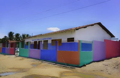 Palmeira: prefeito Júlio Cezar entrega creche na Tabacaria após revitalização