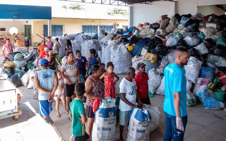 Vergel do Lago bate recorde nacional e moradores arrecadam mais de 8 toneladas de plástico