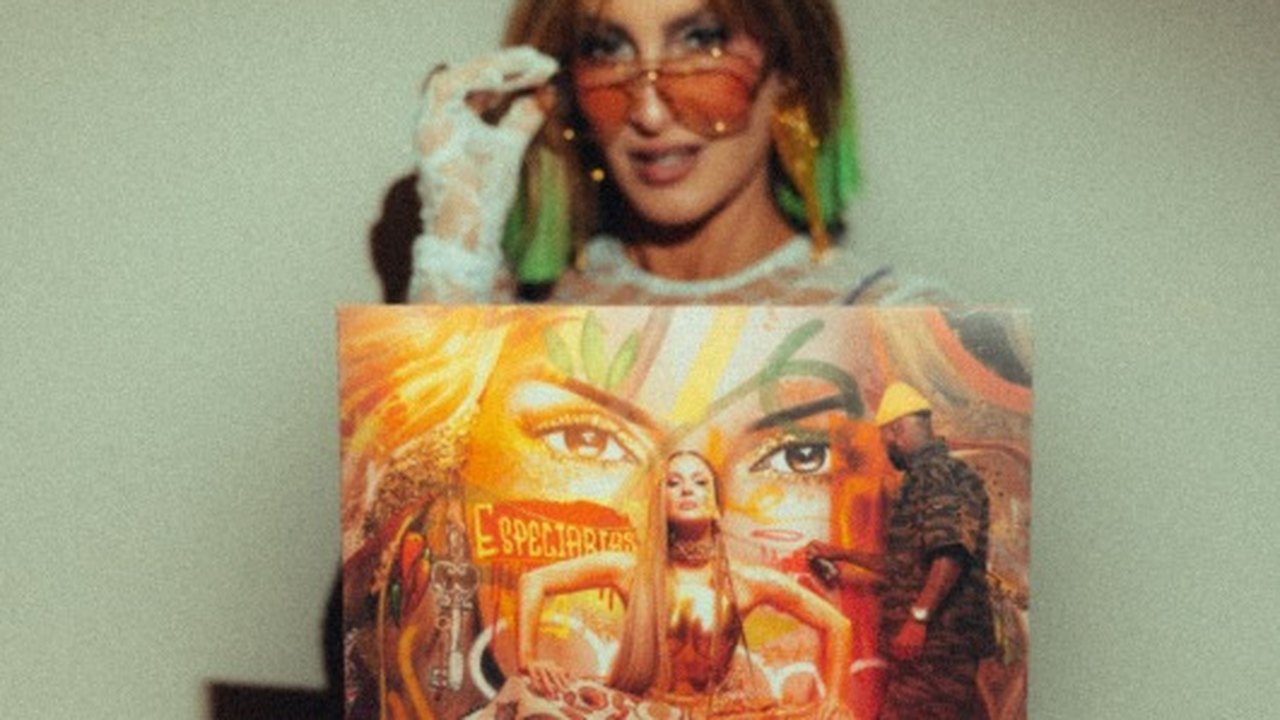Claudia Leitte lança seu primeiro vinil, com o disco 'Especiarias'