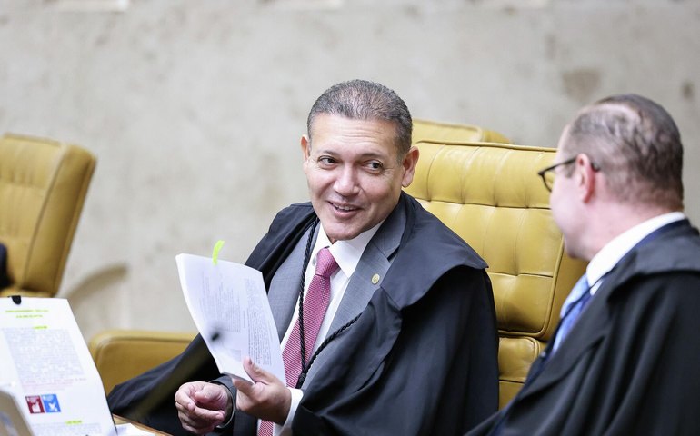 Ministro Nunes Marques será relator do pedido de anulação de condenação de Bolsonaro