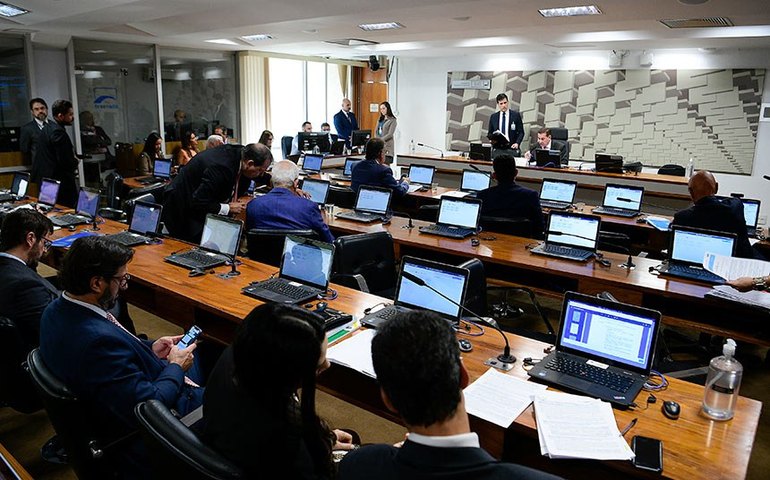 Consórcios públicos poderão criar fundos para financiar programas, aprova CAE