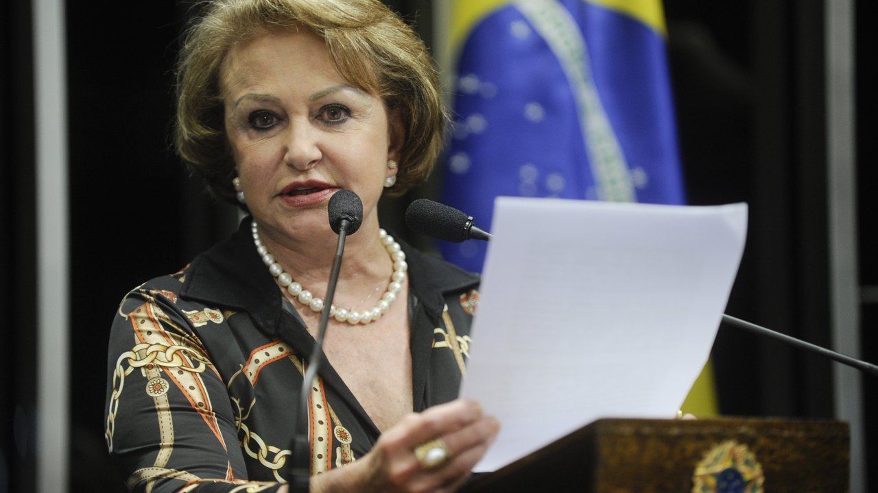 Augusta Brito é eleita presidente da Comissão de Combate à Violência contra a Mulher