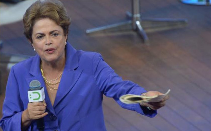 Dilma pede, com &#8216;humildade&#8217;, que sociedade participe do seu governo