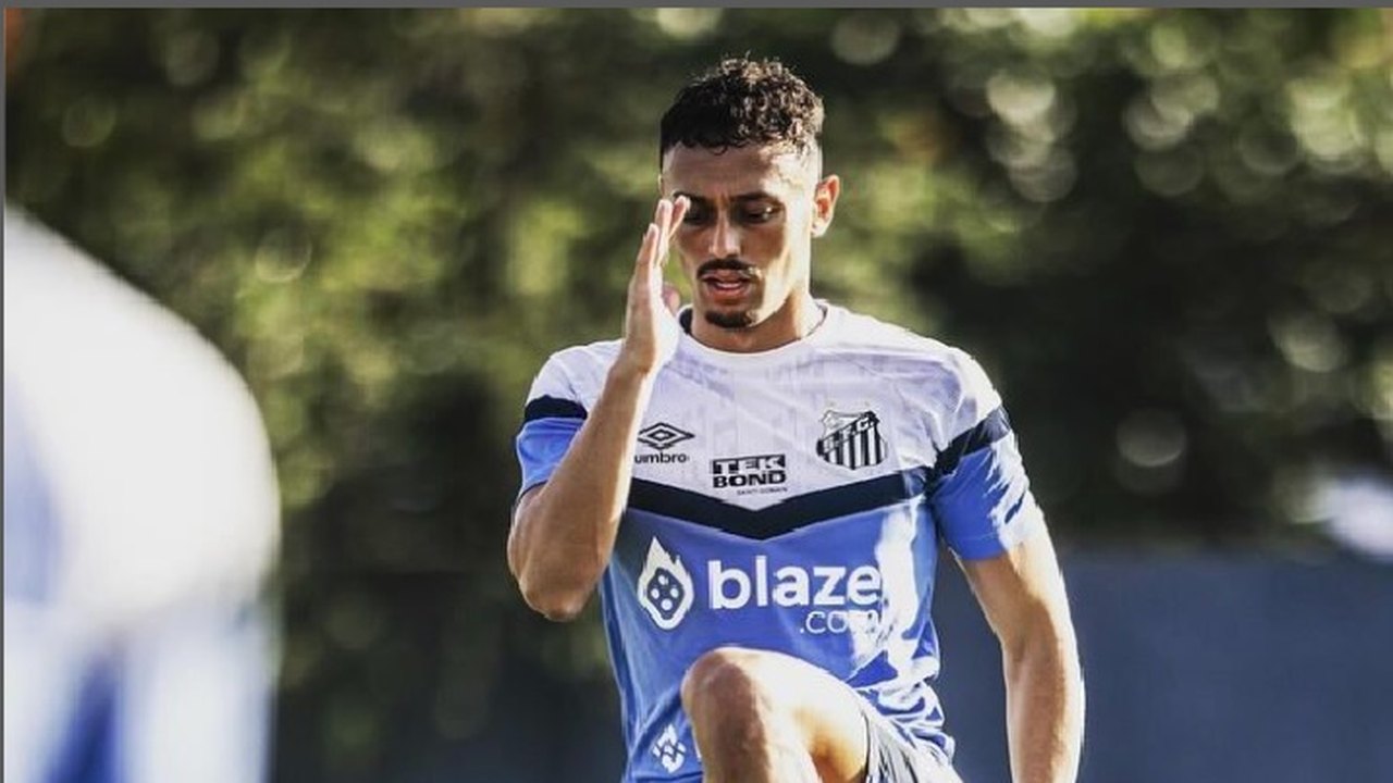 Pituca lamenta rebaixamento e diz que acordava de madrugada para ver jogos do Santos