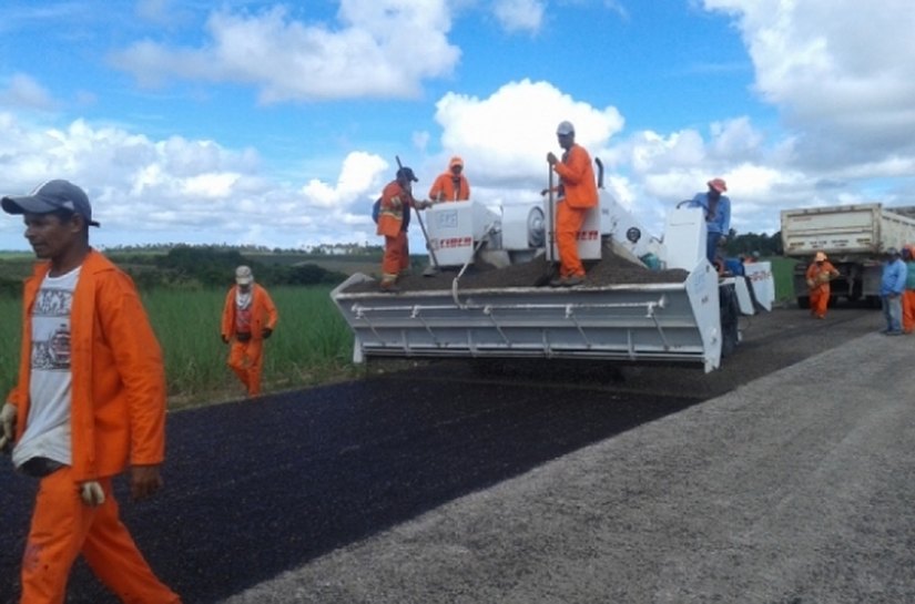 Governador confere obras de rodovias na região Sul, nesta sexta (15)