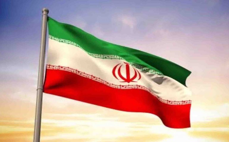 Anúncio de fim da polícia moral não reduz repressão, dizem ativistas